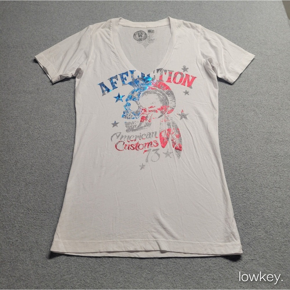 Affliction American Customs 73 Skull Mohawk V-Neck Graphic T-Shirt White Large
